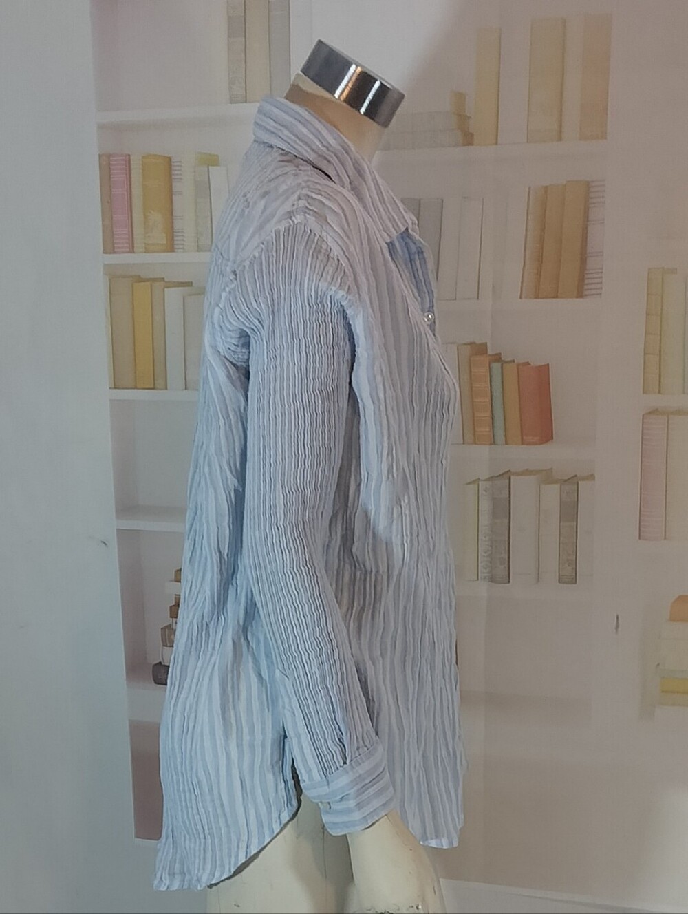 Old Navy Light Blue Striped Crinkle Button-Up Blouse - Picture 2 of 4
